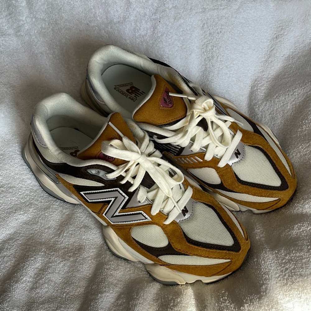 New Balance 9060- Workwear: Women’s size 10.5